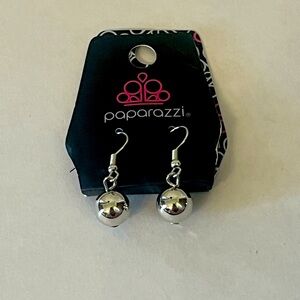 Paparazzi silver plastic ball earrings-brand new